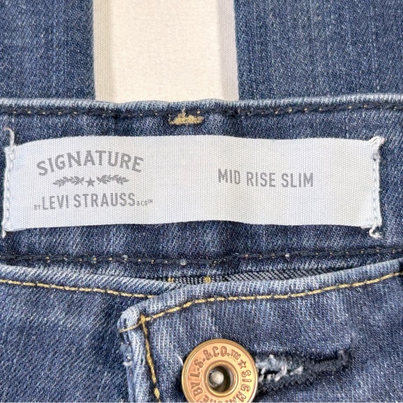 Levi's Strauss Signature Mid Rise Slim Jeans Size 6L Women's - Picture 10 of 13